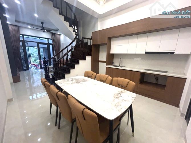 CẦN BÁN GẤP - CHỦ GIẢM SÂU 500 TRIỆU, CHỈ CÒN 9 TỶ🏡Dt 48M x 5 tầng NHÀ ĐẸP FULL NỘI THẤT - 1