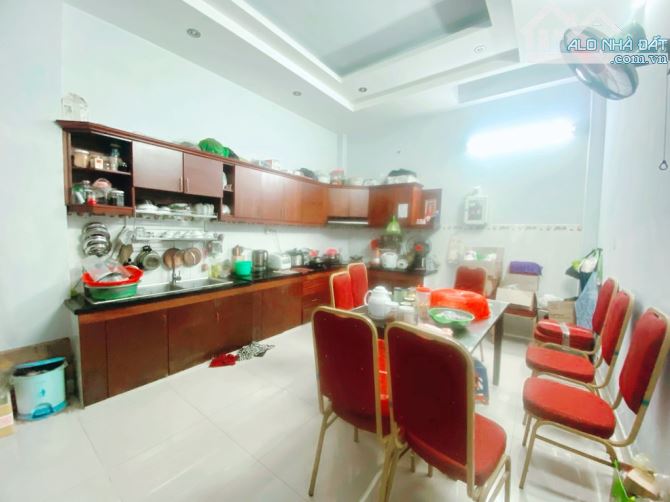 BÁN NHÀ Ở LIỀN HẺM XE HƠI GẦN TÂN HƯƠNG 3 TẦNG 80M2 VUÔNG VỨC GIÁ 8.X TỶ - 1