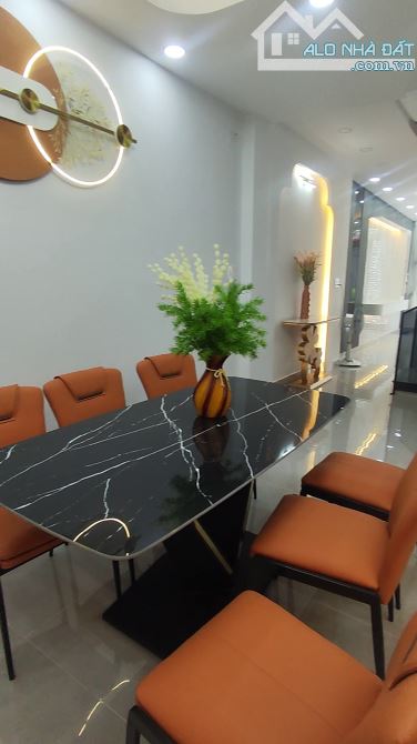 🏡 Siêu đẹp mà chủ GIẢM SÂU kế bên Quận 7 – Giá chỉ còn 6.9 tỷ (có TL) - 1