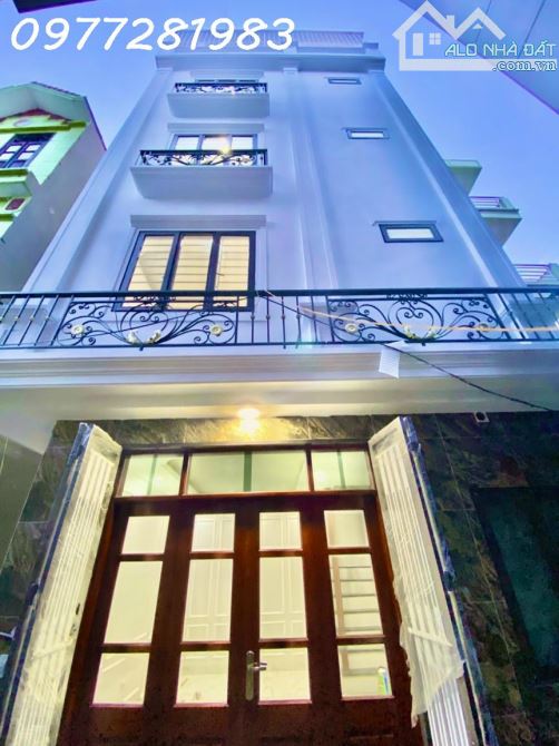 NHÀ ĐẸP CẠNH NHỔN – LÔ GÓC, THANG MÁY, Ô TÔ - 1