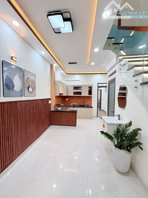 BÁN NHÀ 2 TẦNG 65m2, HẺM Ô TÔ NGAY TÂN HƯƠNG, TÂN PHÚ, NHỈNH 6 TỶ. - 1