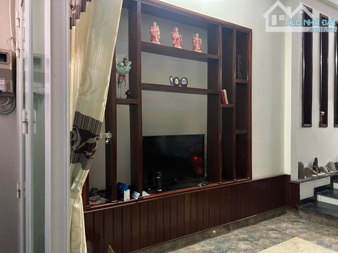 Nhà 3 tầng kiệt 2 oto tránh nhau - Tống phước phổ - 1