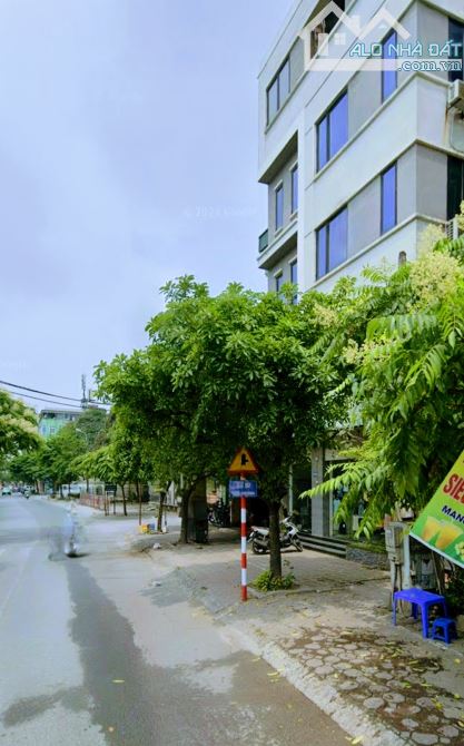 🔥 THANH XUÂN – NHÀ MỚI 6 TẦNG – THANG MÁY – GARA Ô TÔ 🔥  📍 Vị trí cực đẹp: chỉ 10m ra m - 1