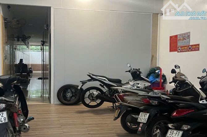 Bán nhà hẻm, Nguyễn Thiện Thuật, Bình Thạnh, 130 m² (3.8m x 28m) - Giá 9.5 tỷ TL - 1