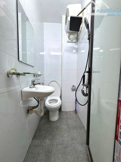 Bán nhà Nguyễn Như Đổ hàng xóm Văn Miếu, Dt 29m2, 5t, mt 3.7m, ở ngay. - 1
