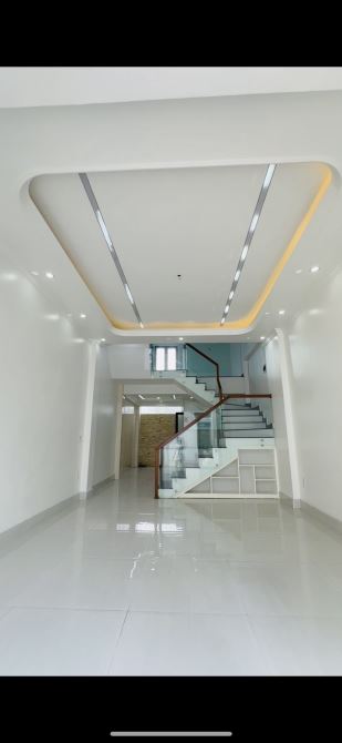Hàng hiếm!!! Nhà 4 tầng Hoàng Mai sát mặt trục và đường Worlbank cực đẹp ô tô vào nhà - 1