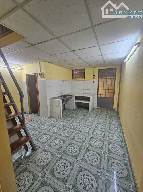 NHÀ TRỆT LỬNG 56M2. 2 MẶT HẺM TRƯỚC SAU THÔNG THOÁNG.  GẦN CHỢ, BỆNH VIỆN HỒNG ĐỨC. GÒ VẤP - 1