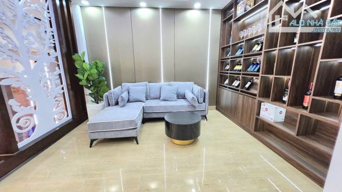 Nhà Bán Quận Gò Vấp, xe ngủ trong nhà, full nội thất giá 7.4T - 1