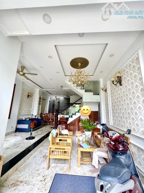 BÁN NHÀ 4 TẦNG KHU PHÂN LÔ - 61M2 4PN - LÊ VĂN VIỆT LÀNG TĂNG PHÚ - CHỈ 8.1 TỶ - 1