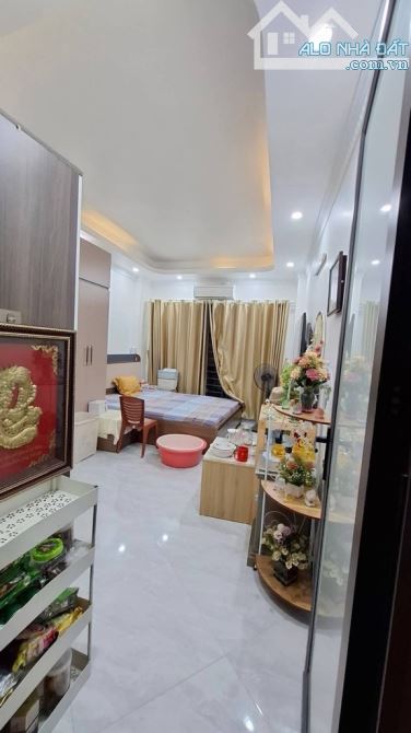 MINH KHAI -GỐC ĐỀ -BA BƯỚC RA Ô TÔ  ✅NHÀ ĐẸP -5 TẦNG -GIÁ TỐT NHẤT PK 7 - 8 TỶGỐC ĐỀ - MIN - 1