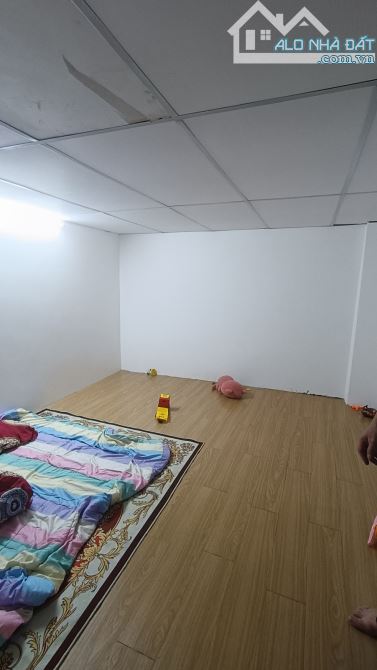 HẺM XE HƠI - CÁCH QL1A 20M, BÌNH HƯNG HÒA B, BT – GIÁ 4.8 TỶ – 2 TẦNG DIỆN TÍCH 74M² - 1