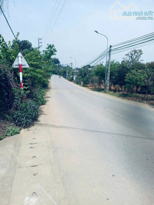 Đất Khánh Thượng Ba Vì, 100m ra TL414,, oto, view thoáng, nở hậu, gần Sông Đà, 733m, 2.1tỷ - 1