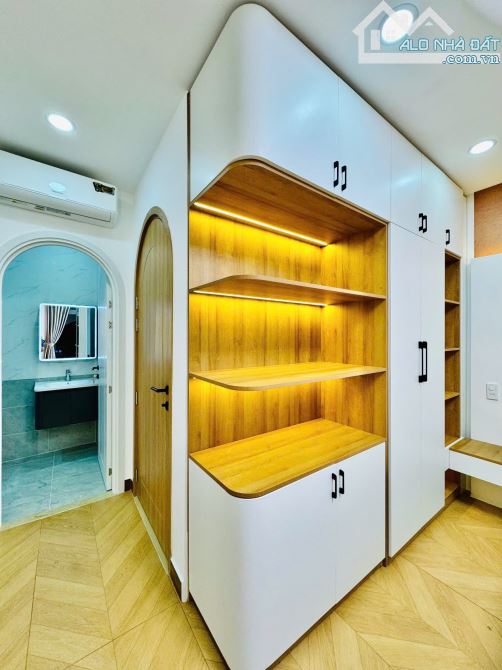 KHAN HIẾM! Bán nhà HXH Bùi Hữu Nghĩa, P2, DT 4x11m, 4 lầu, 4PN full nội thất, giá 8.85 tỷ - 1