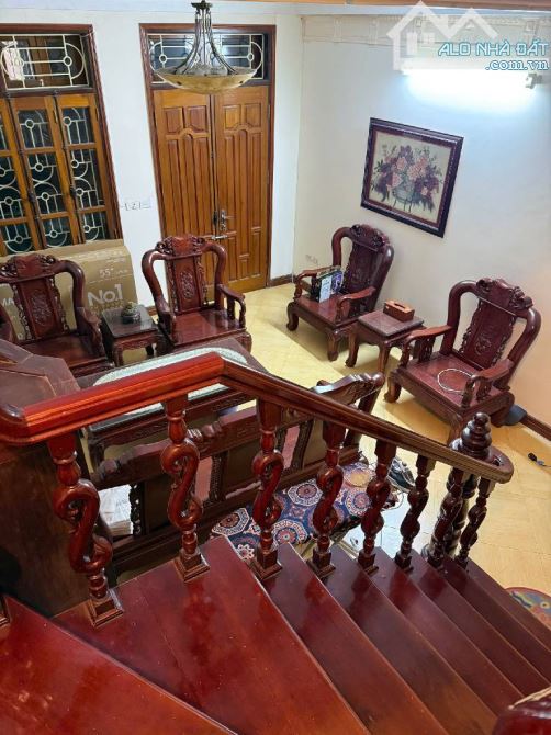 Bán Nhà Lê Thanh Nghị : KHU VỰC ĐẤT HỌC - LÔ GÓC 2 MẶT TIỀN - Ô TÔ TRÁNH - DÂN XÂY - 1