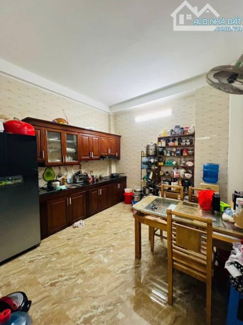 Cự Lộc, 57m, Ngõ nông gần phố, Nhà dân xây đẹp ở luôn, Sổ vuông, Giá tốt đầu tư - 1