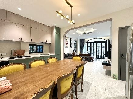 Nhà đẹp Hoàng Hoa Thám_ P6, Bình Thạnh. DT 66m2 (5.3m x 13m). 3 tầng. Giá 9.86 Tỷ. - 1