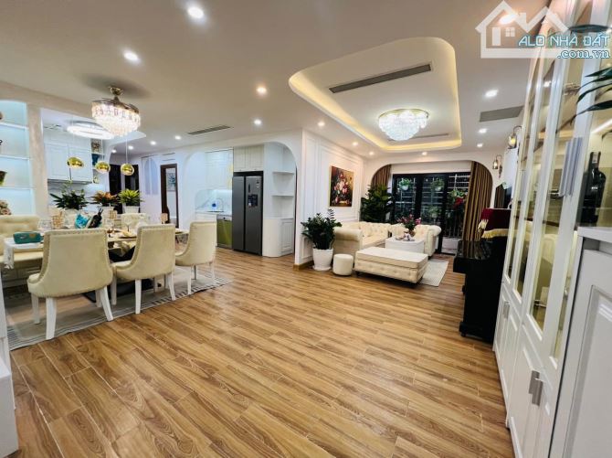 hiếm. cho thuê căn hộ Golden Palm 21 Lê Văn Lương. 125m2. 3 ngủ full giá 21tr/th - 1