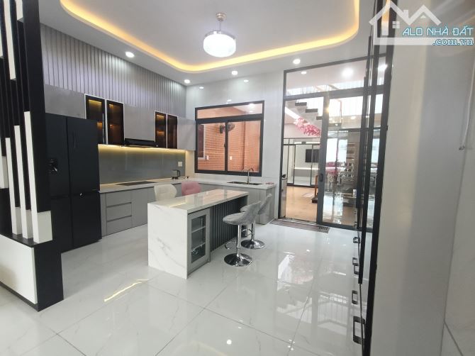 DT 5X30 TẶNG FULL NỘI THẤT & THIẾT BỊ ĐIỆN TỬ GIÁ CHỈ NHỈNH 3X TỶ - 1