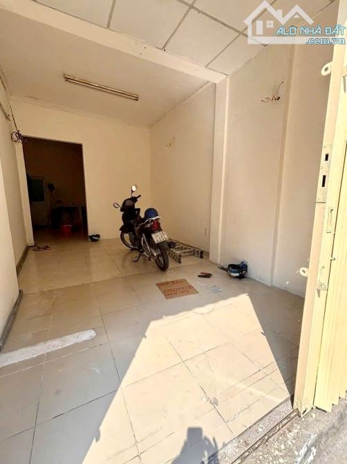 NHÀ – HẺM XE HƠI – GẦN CẦU CHỮ Y - Âu Dương Lân Q8 - 5,8 Tỷ TL - 1