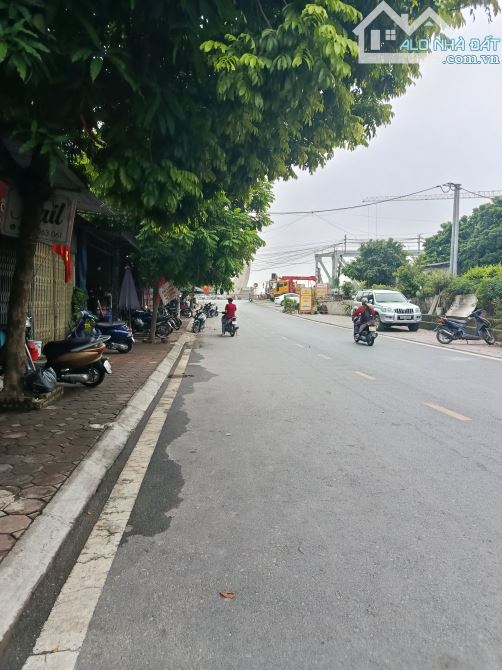 Hiếm! Đất Yên Viên, 146m2, mặt tiền 4,8m, nở hậu, loanh quanh 40 triệu/m2 - 1