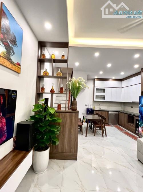 🌹🌹 5,6 tỷ - 40m2 - 4 TẦNG - HAI BÀ TRƯNG 🌹🌹 - 1
