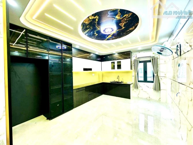 Bán nhà MTKD Phan Xích Long, Q11 dt 4x18, 6 Tầng thang máy giá 14 tỷ 79 tl - 1