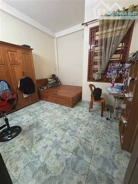 KHU PHÂN LÔ DÂN TRÍ– NHÀ 3 TẦNG BTCT –59.7M2–  HXH - 1