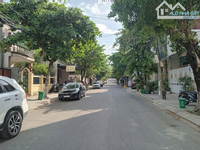 VIP BIỂN! BÁN ĐẤT TẶNG NHÀ 4 TẦNG 946M2 – 119,99 TỶ - MT BÀ HUYỆN THANH QUAN - Q. NGŨ HÀNH - 1