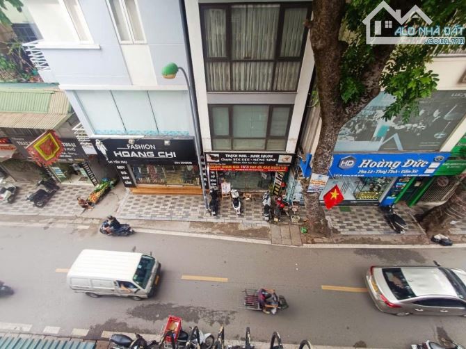 KHÁCH SẠN YÊN PHỤ 75m 7T MT4m 36 TỶ LÔ GÓC VIEW HỒ TÂY DÒNG TIỀN ỔN ĐỊNH - 1