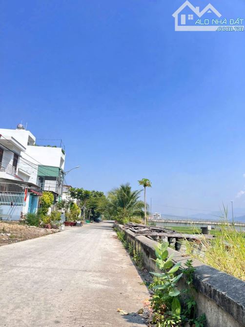 CHÍNH CHỦ CẦN BÁN LÔ ĐẤT MẶT TIỀN SÔNG TẮC – VĨNH THÁI, TP. NHA TRANG 2tỷ9 - 1