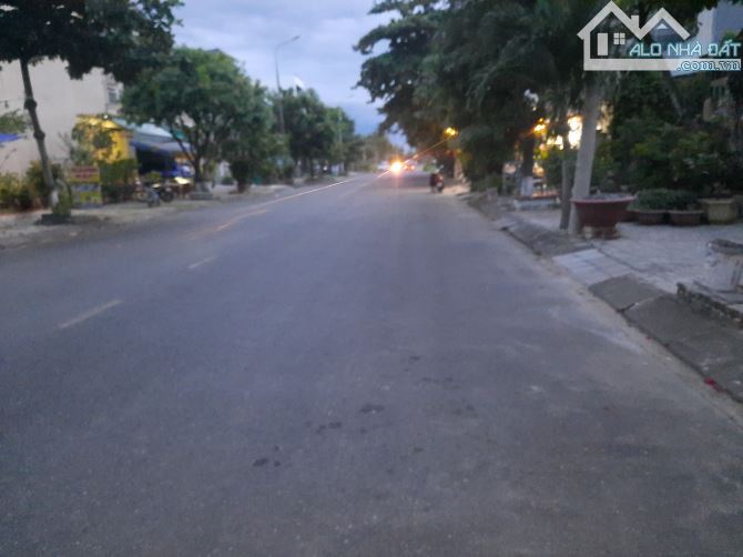 💝 NHÀ MẶT TIỀN PHAN THAO ĐƯỜNG 10,5M LỀ 5M SÁT VĂN TIỀN DŨNG – CẨM LỆ – 2 TẦNG KIÊN CỐ – - 1