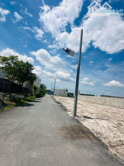 Bán đất Lộc An giá 1tỷ200, DT 91,7m2, cách sân bay Long Thành 5km - 1
