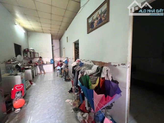 Siêu Ngộp Cần Bán Nhanh Căn nhà ở Tân Xuân Trung Chánh hóc Môn 85m2 Sổ hồng Riêng 810triệu - 1