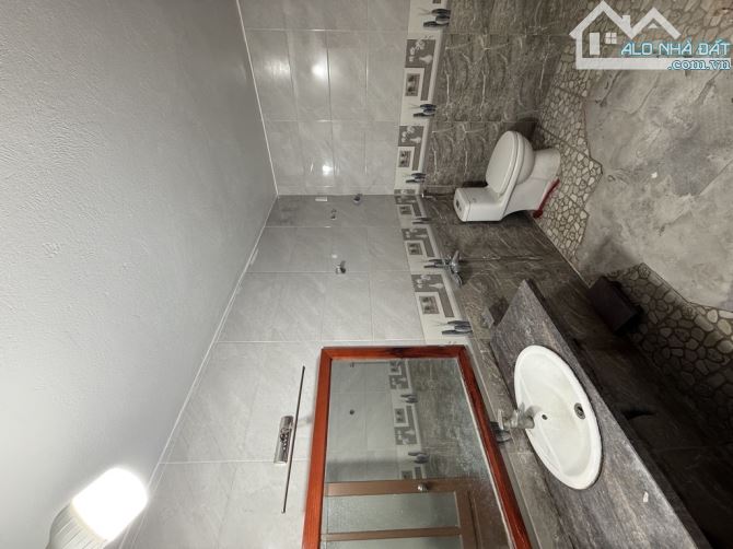 Cần Bán Nhà 3 tầng 172.6m Tại Đồng Nguyên Từ Sơn - 1
