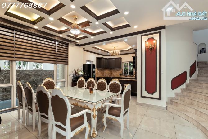 Biệt thự gần 400m2 Khu cao cấp 204 Nguyễn Văn Hưởng Thảo Điền Quận 2 - 1