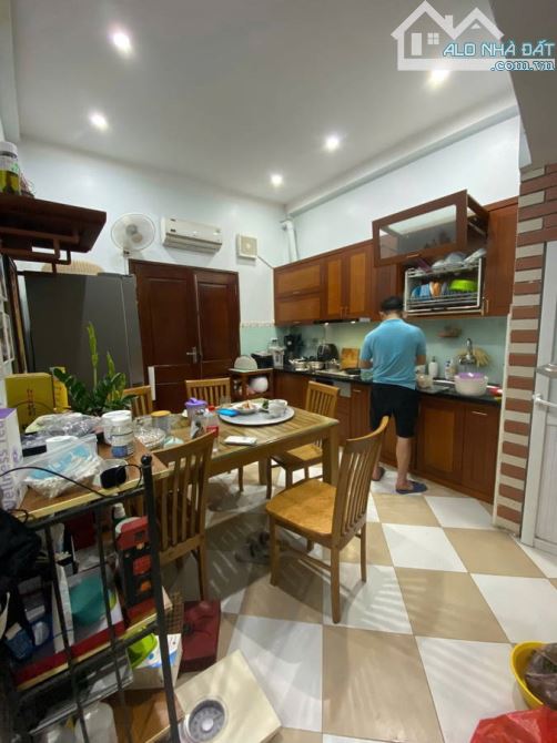 Bán nhà Phú Diễn - Bắc Từ Liêm 45m2 oto vào nhà vỉa hè oto tránh giá hơn 11 tỷ - 1