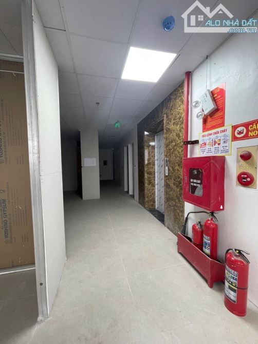 Bán tòa Building - 9 tầng. Có hầm - 240m2.mặt tiền  18mét. Giá 142 - 1
