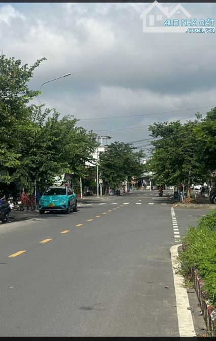 Bán lô đất mặt tiền đường hoàng hoa thám phường đông hoà gần siêu thị go bigc - 1