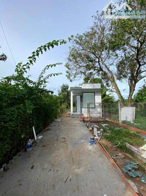 Bán nhà vườn 500 m2  nghỉ dưỡng gần chợ Mỹ Khánh - 1