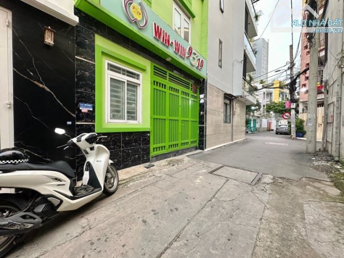 BÁN NHÀ DUY NHẤT - HẺM Ô TÔ 7 CHỖ - ĐOÀN THỊ ĐIỂM, P1, PN - 5 TẦNG - 4.1x7.5 A4 - 7.7 TỶ - 1