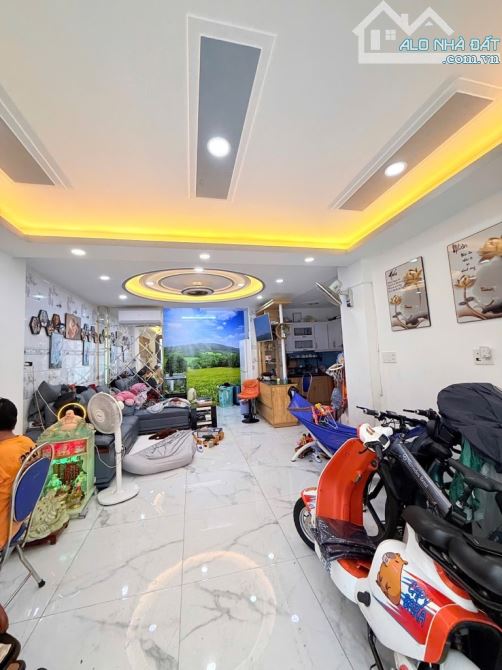 KHU VIP CÁC ĐƯỜNG HOA, NGUYỄN CÔNG HOAN PHÚ NHUẬN, 50M2 NGANG 4.4M, 4 TẦNG, CHỈ 6.9 TỶ TL - 1
