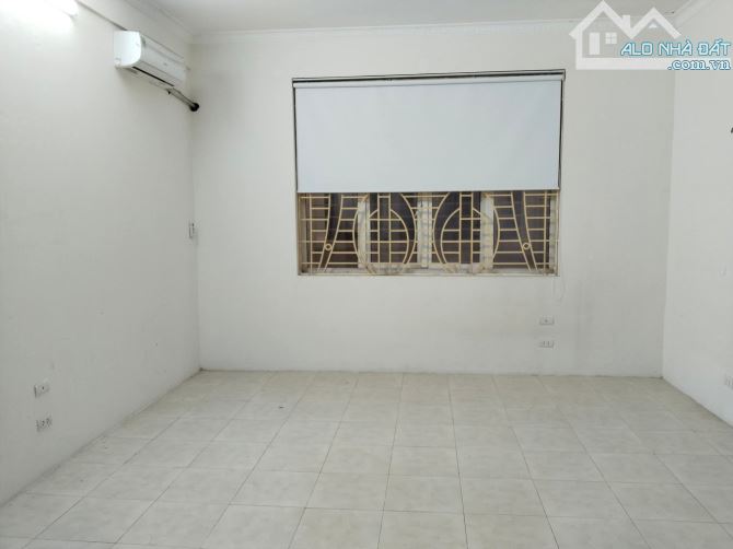 MỜI THUÊ NHÀ LÀNG VIỆT KIỀU CHÂU ÂU - MỘ LAO - 1