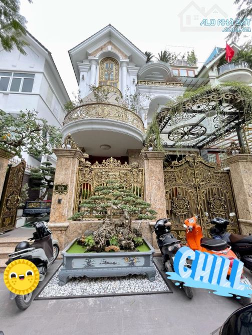 Bán căn BIỆT THỰ SÀI ĐỒNG - 155m 4tầng MT 8m - đường vỉa hè ô tô tránh đỗ - chỉ 37tỷ - 1