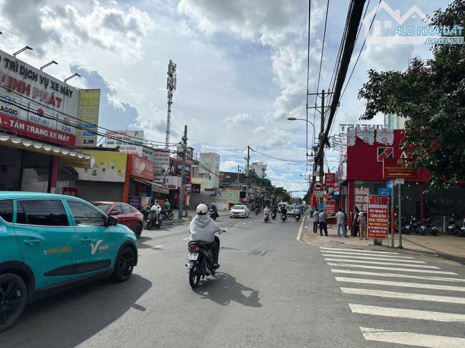 Bán nhà C4 đường Nguyễn Văn Tăng, Long Thạnh Mỹ Q9 đường ô tô né nhau DT : 4.7 x 14 = 66m2 - 1