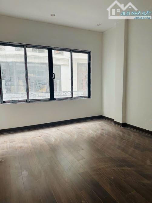 PHÂN LÔ Ô TÔ, 1 NHÀ RA PHỐ, THANG MÁY - 45M, 17 TỶ HƠN - CẦU GIẤY - 1