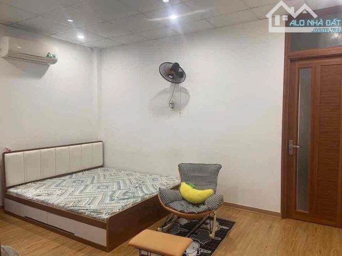 MẶT TIỀN 3 TẦNG ĐỖ QUANG – SÁT NGUYỄN VĂN LINH – KINH DOANH SẦM UẤT - CHỈ 7.x - 1
