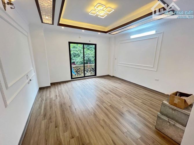 Cho thuê nguyên căn Kim Mã, Ba Đình - Mặt ngõ rộng, thông khắp ngả, Kd tốt - 1