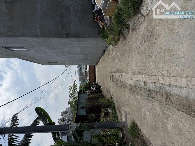 BÁN NHÀ CẤP 4 PHƯỜNG BIÊN HOÀ ( bửu hoà củ). DT: 4x15=65M2. NỞ HẬU: 4,3M. GIÁ: 2TỶ050 TL - 1