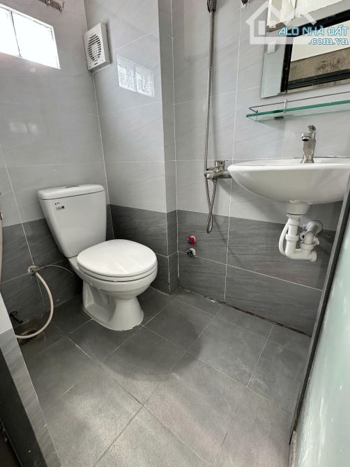 Bán NT cao cấp hẻm 12m Nguyễn Hữu Tiến Tân Phú 8.6x32m hầm trệt lửng 3 lầu giá 31.5 tỷ TL - 1
