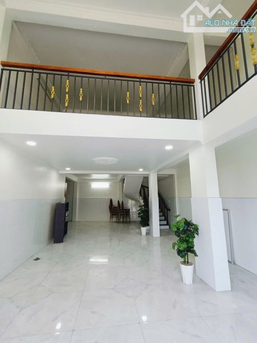 BÁN NHÀ MẶT TIỀN TÔ KÝ Q12 - 4 TẦNG 75M2 - 6.57 TỶ. - 1